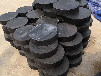 耒阳市板式橡胶支座由若干层橡胶片与薄钢板经加压硫化